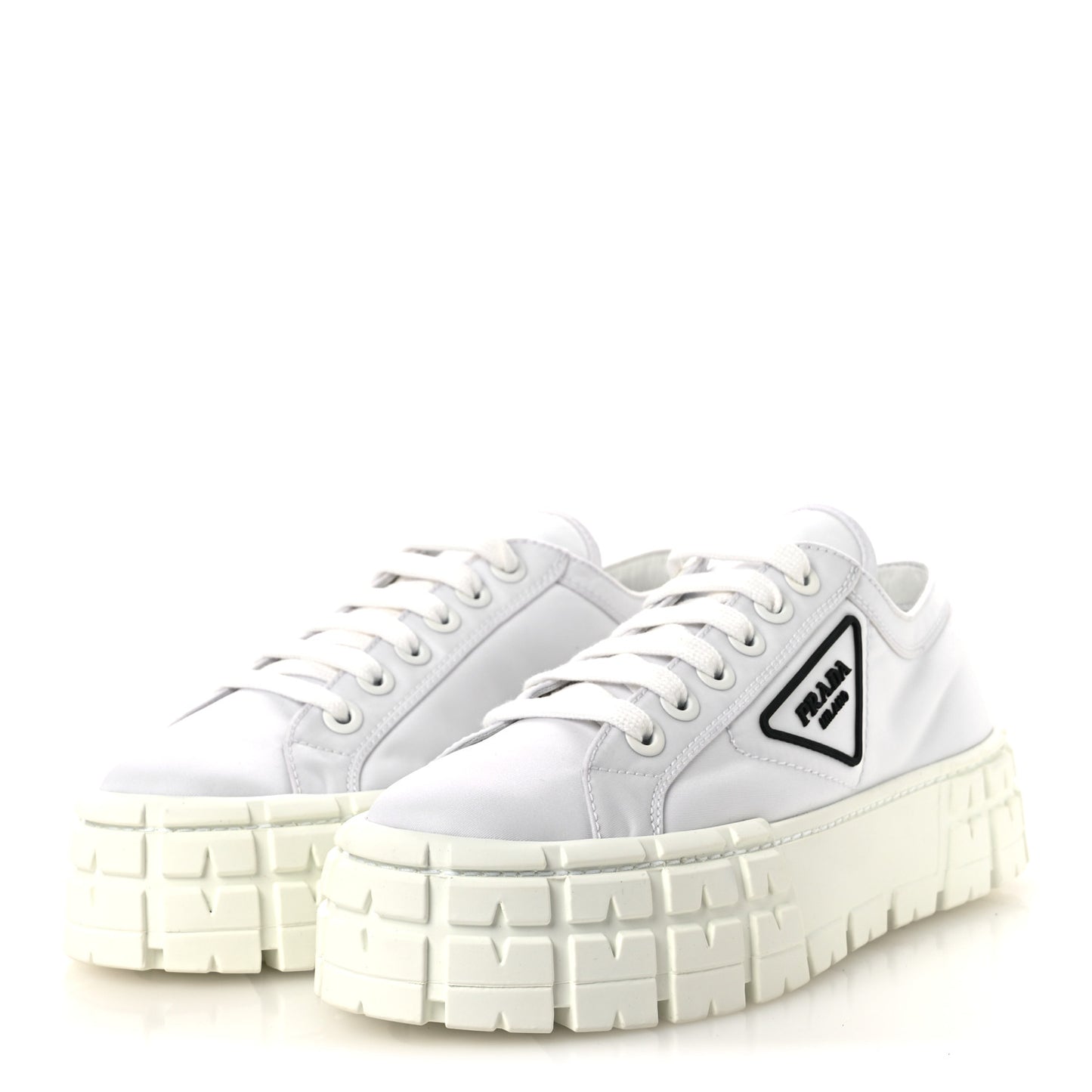 Re-Nylon Gabardine Triangle Logo Double Wheel 50mm Sneakers 40 White