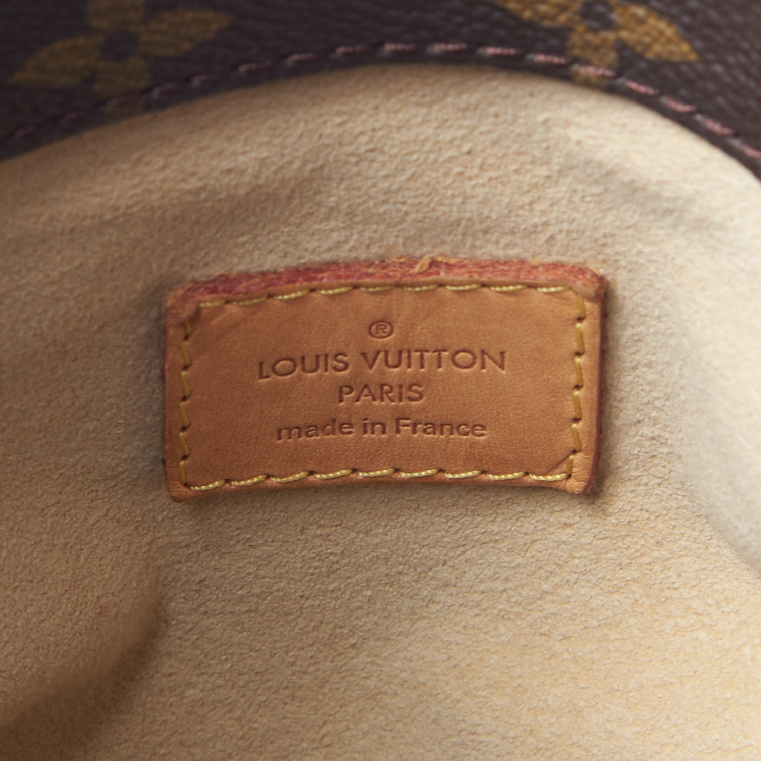 Louis Vuitton Monogram Artsy MM 7 of 7