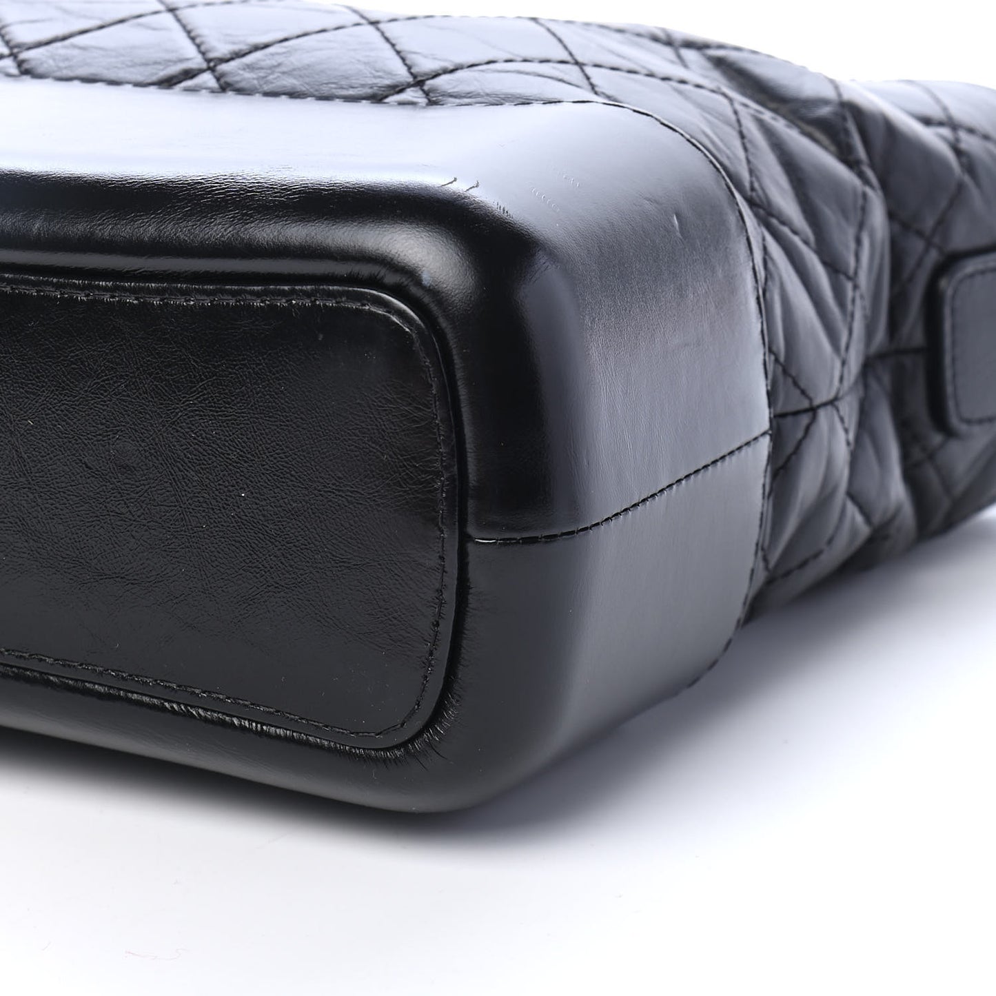 Aged Calfskin Quilted Medium Gabrielle Hobo Black