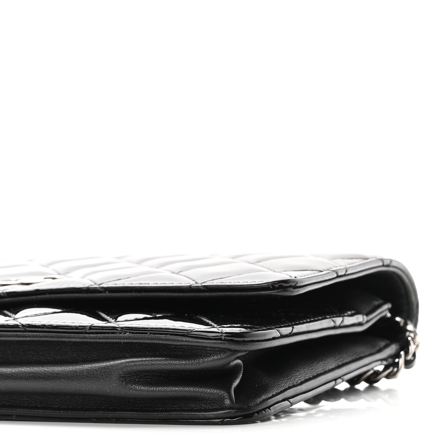 Patent Quilted Wallet On Chain WOC Black