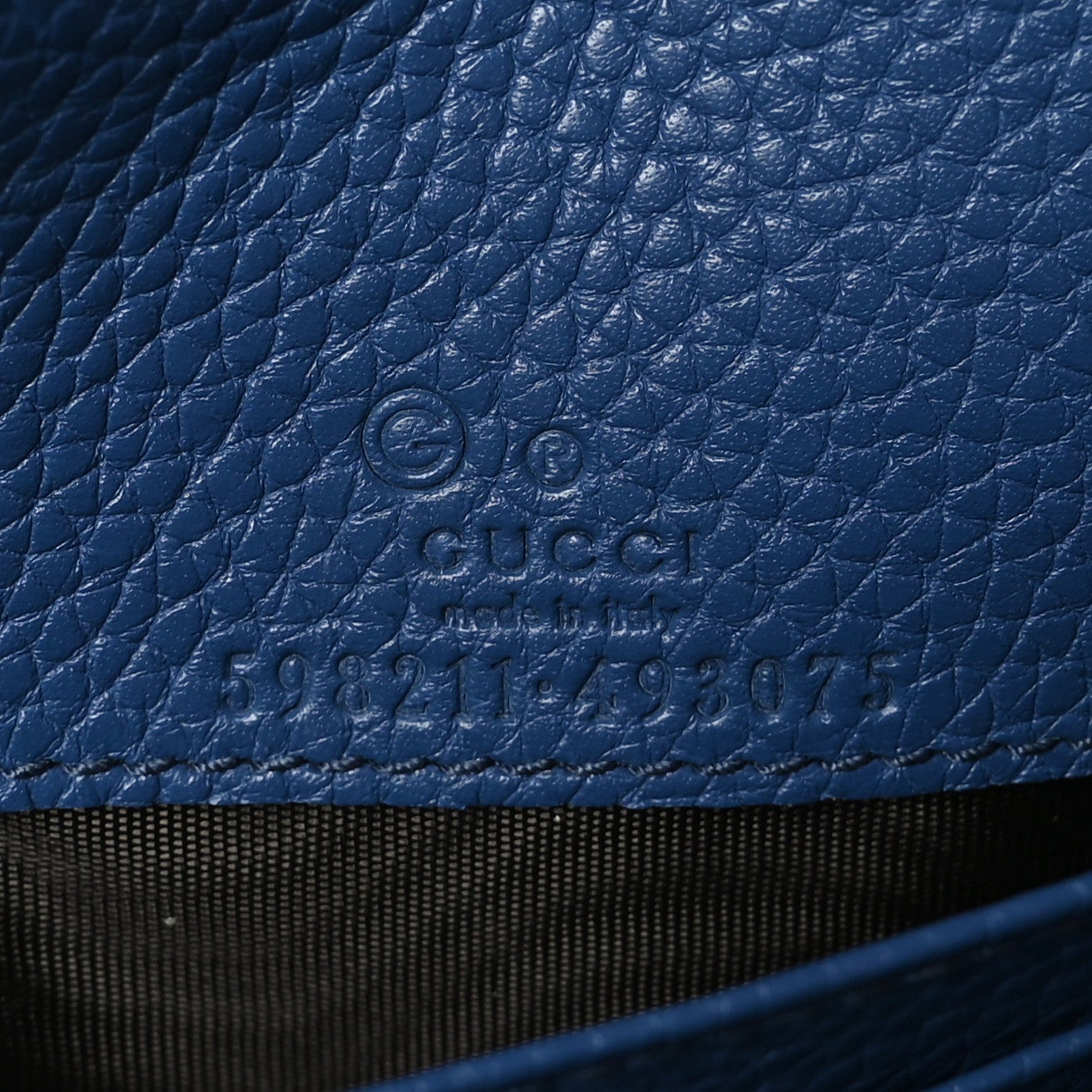 Gucci Pebbled Calfskin Soho Wallet on Chain Caspian 6 of 8