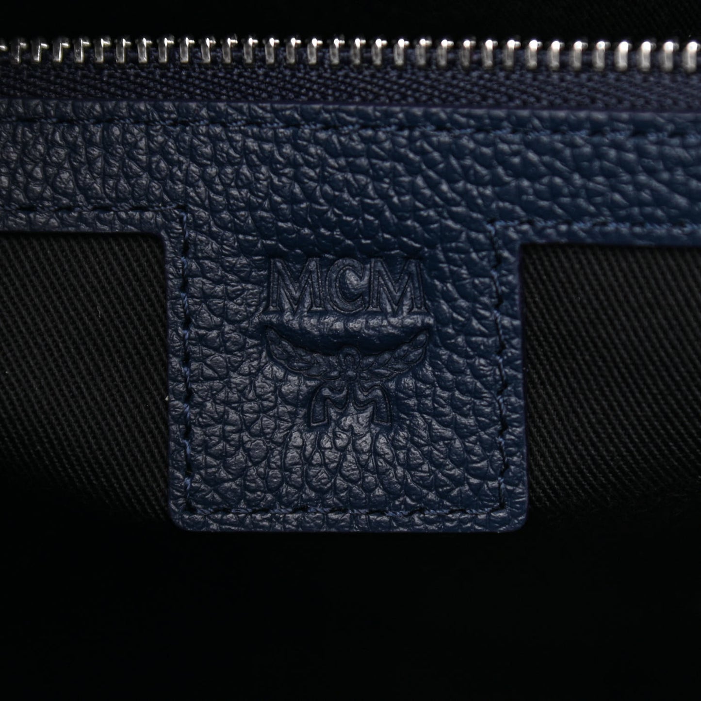 Grained Calfskin Camouflage Small Aren Tote Navy