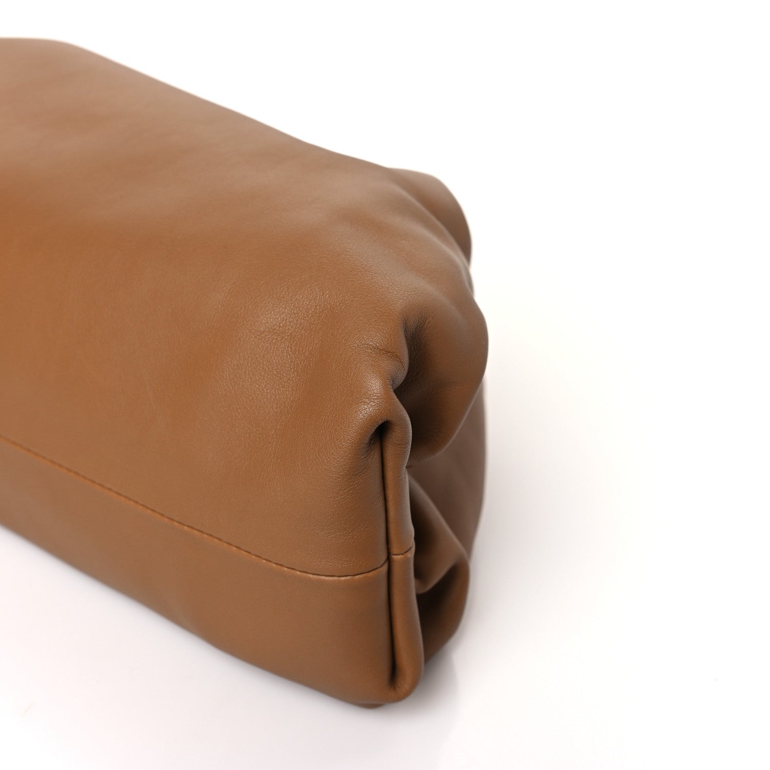 Bottega Veneta Smooth Butter Calf The Pouch Oversized Clutch Cammello 9 of 9