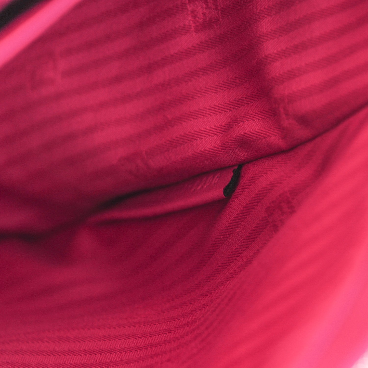 Fendi Vitello Elite Medium 2Jours Tote Magenta 8 of 8