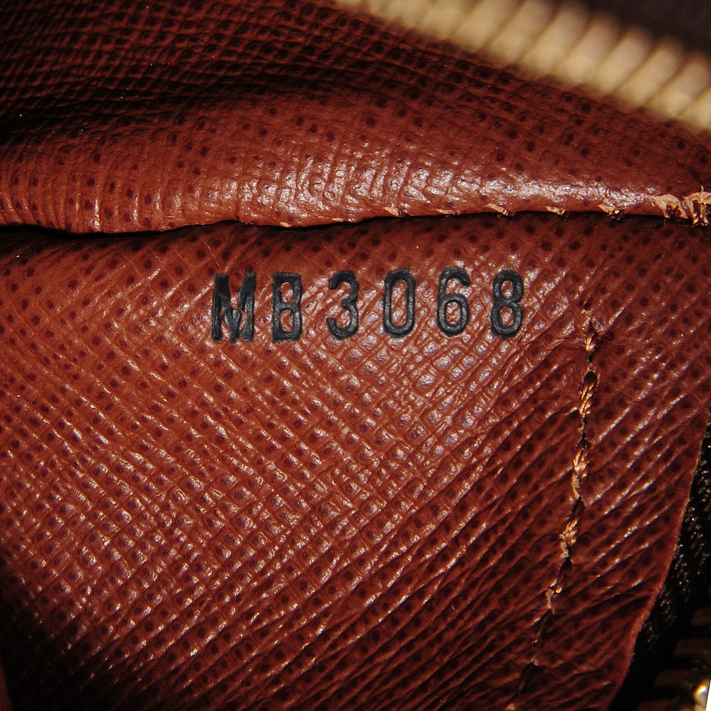 Monogram Papillon 30