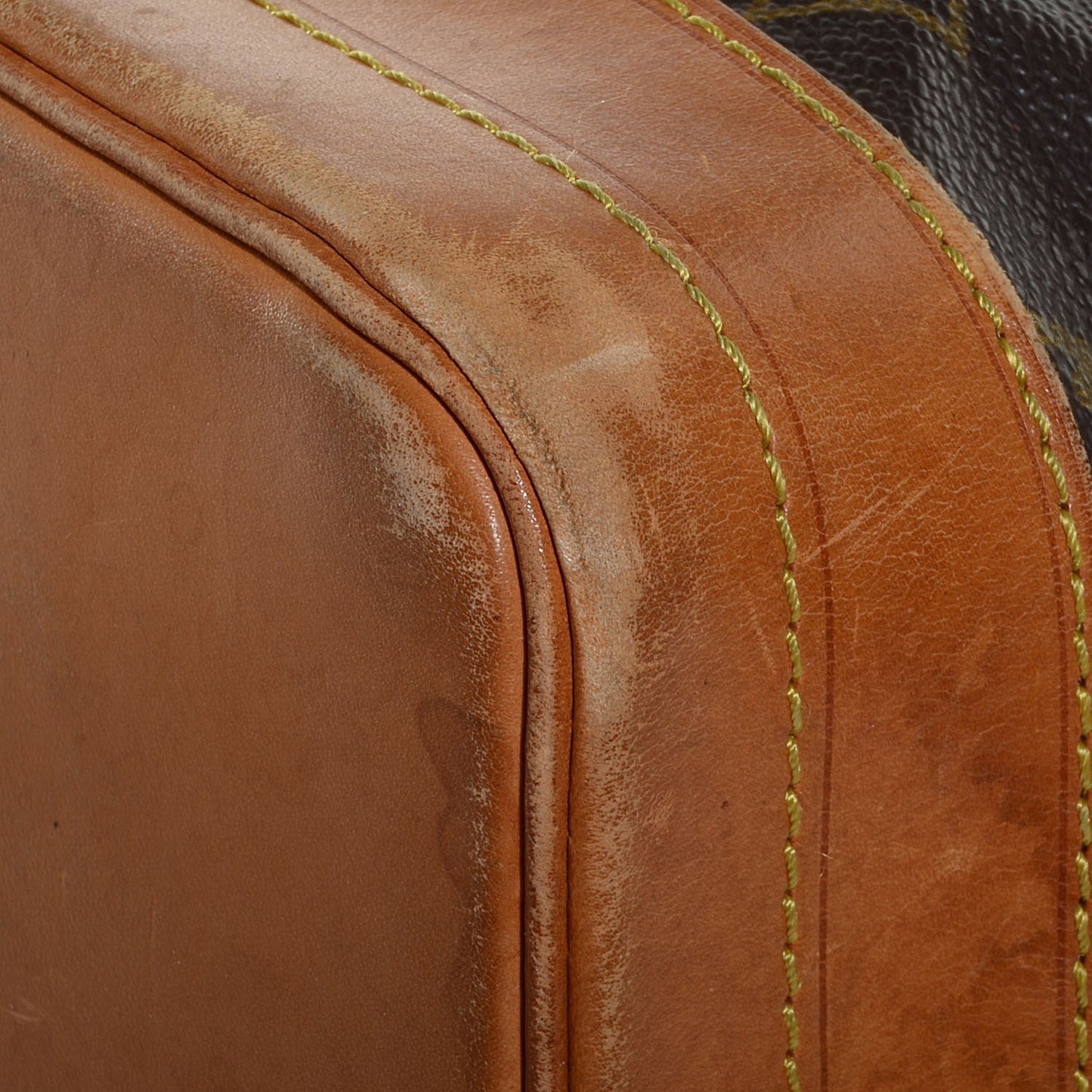 Monogram Noe