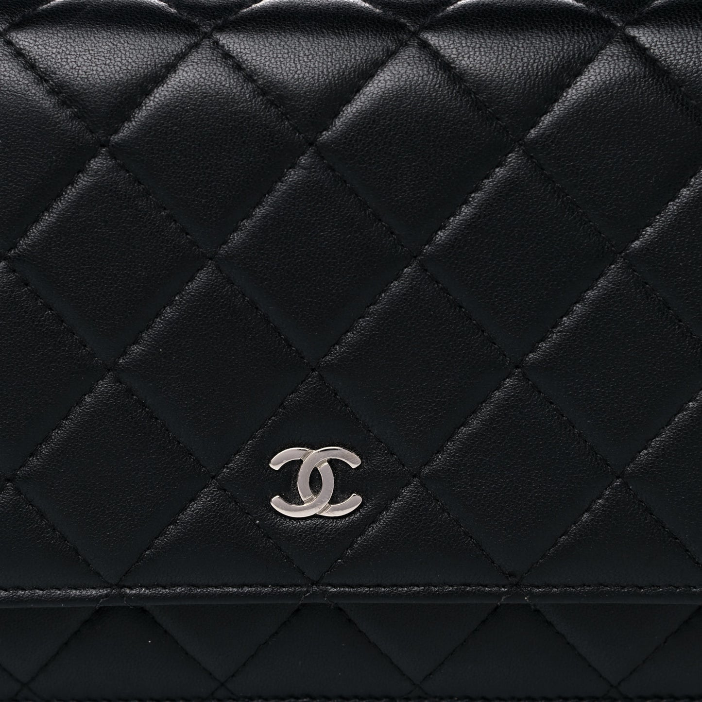 Lambskin Quilted Wallet On Chain WOC Black