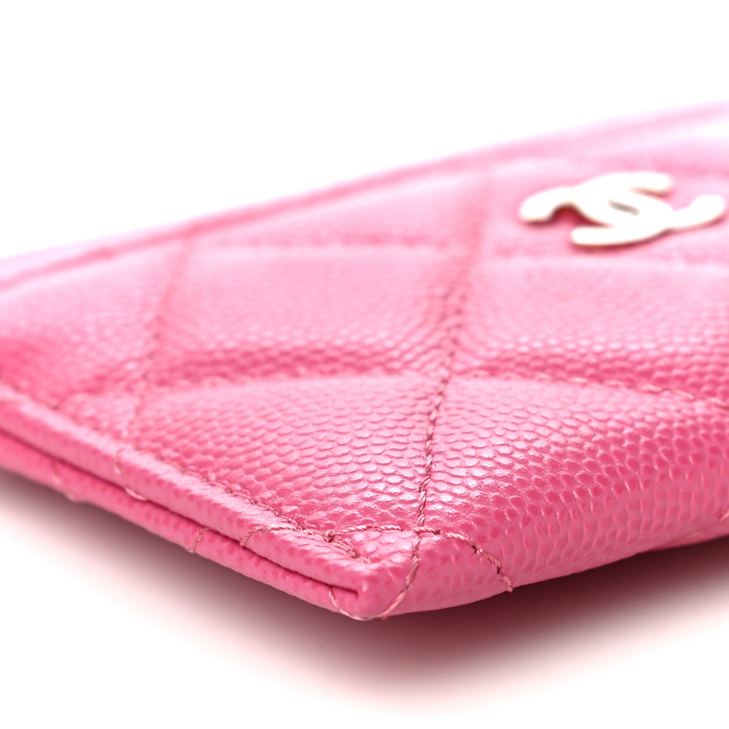 Caviar Quilted Card Holder Pink