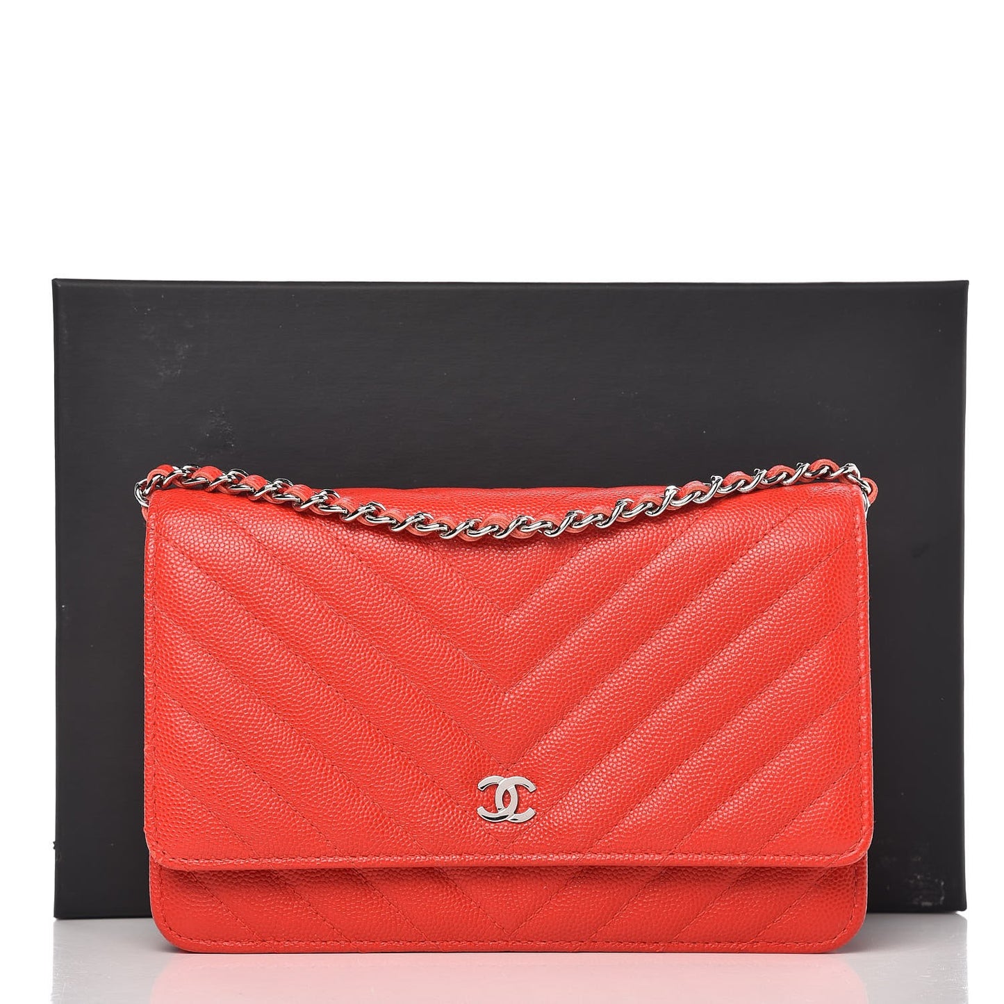 Caviar Chevron Quilted Wallet On Chain WOC Red