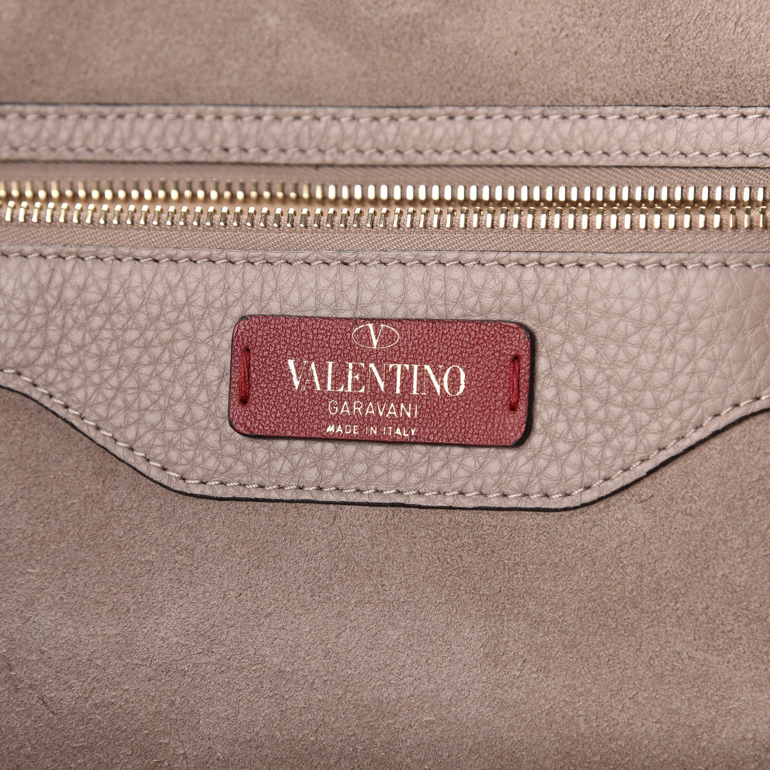 Valentino Garavani Grained Calfskin Rockstud Shoulder Tote Poudre 6 of 9