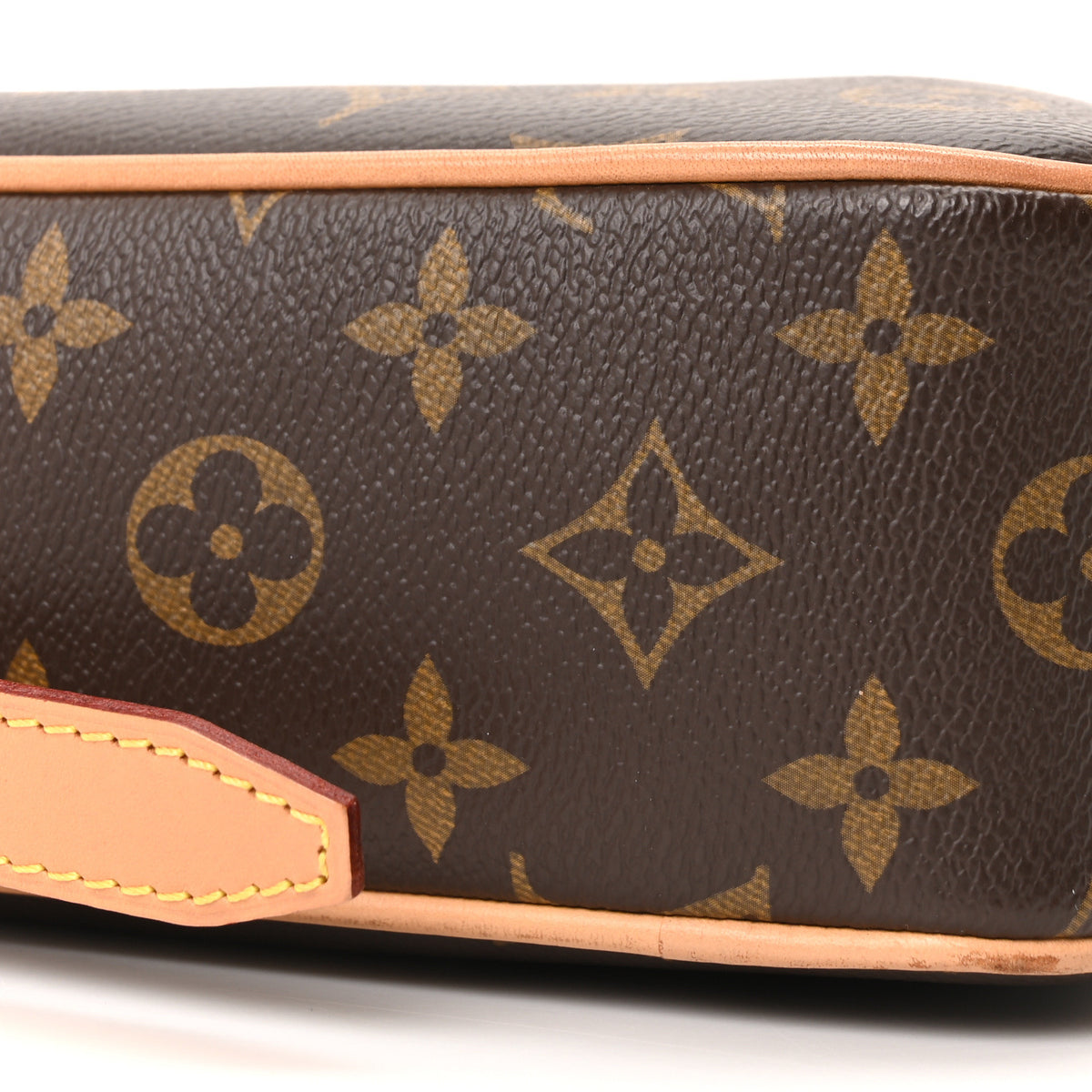 Louis Vuitton Monogram Game On Coeur 9 of 10
