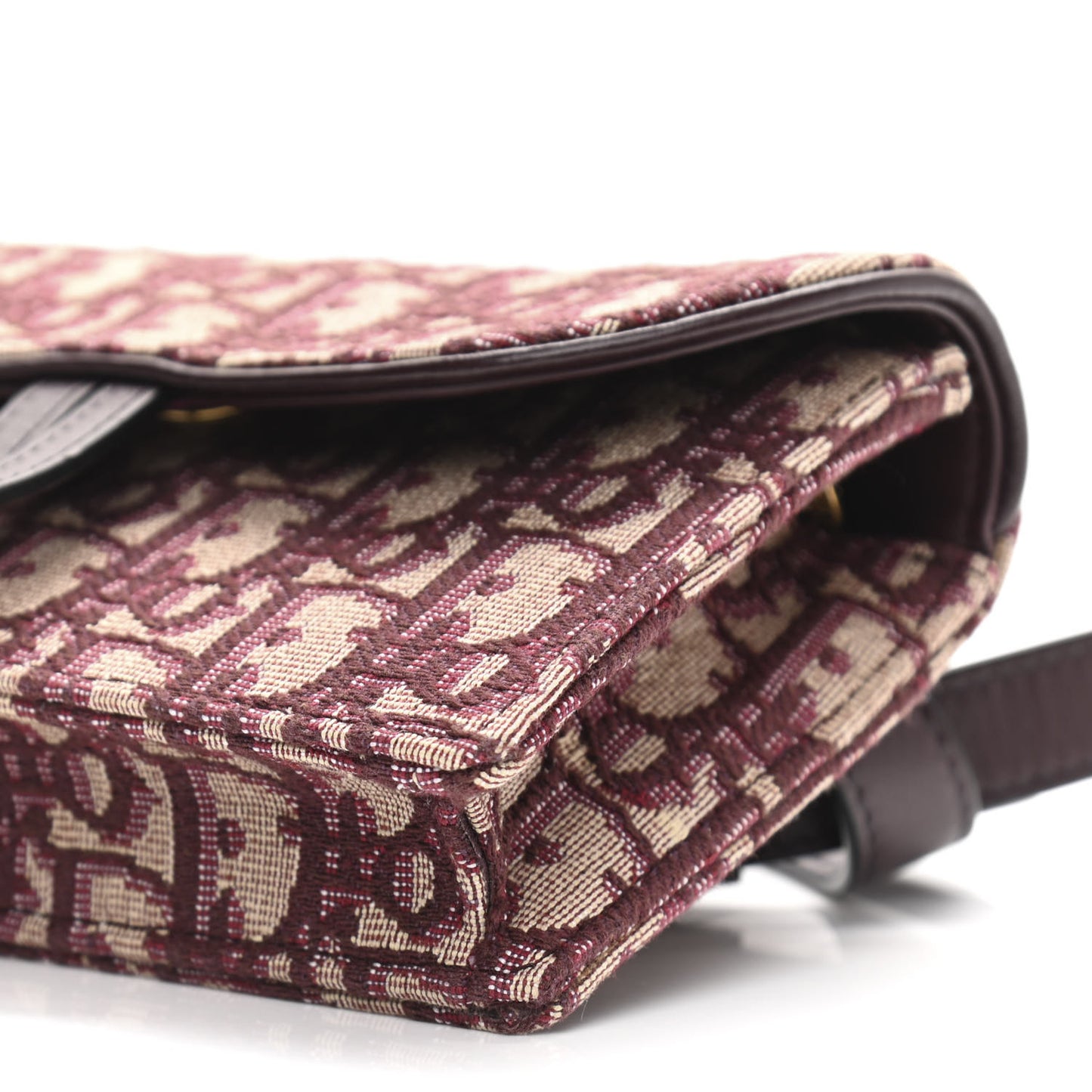 Oblique Saddle Belt Bag Bordeaux