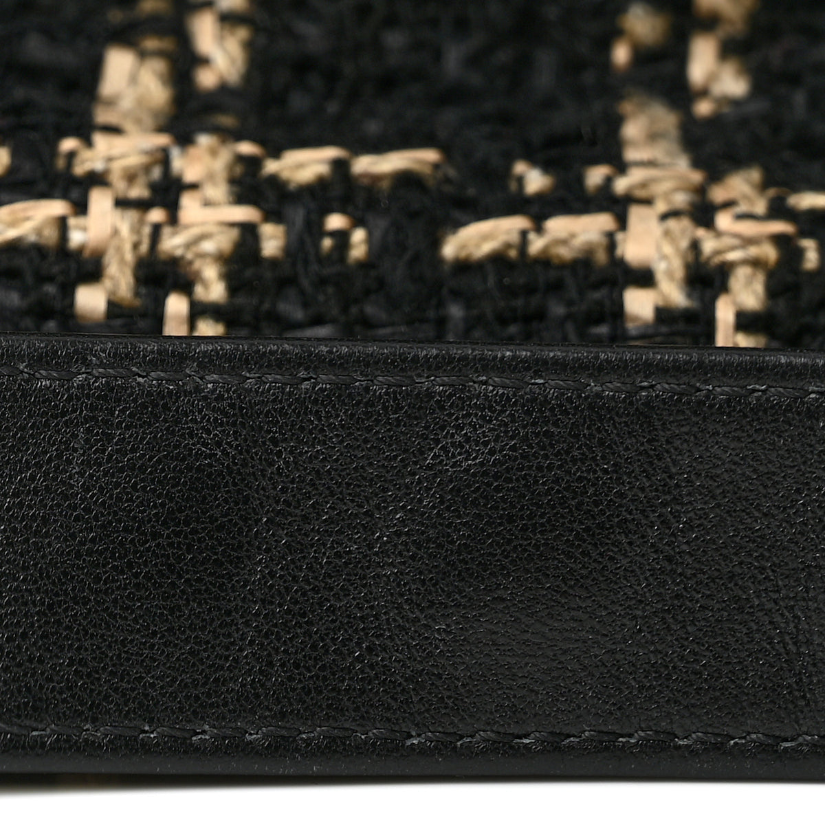 Tweed Quilted Medium Chanel 19 Flap Black Beige