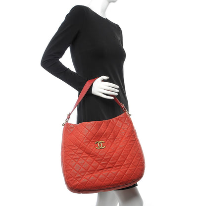 Chanel Iridescent Caviar Quilted Country Chic Hobo Red 3 of 12