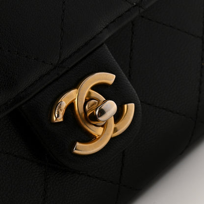 Chanel Goatskin Quilted Chic Pearls Clutch With Chain Black 13 of 16