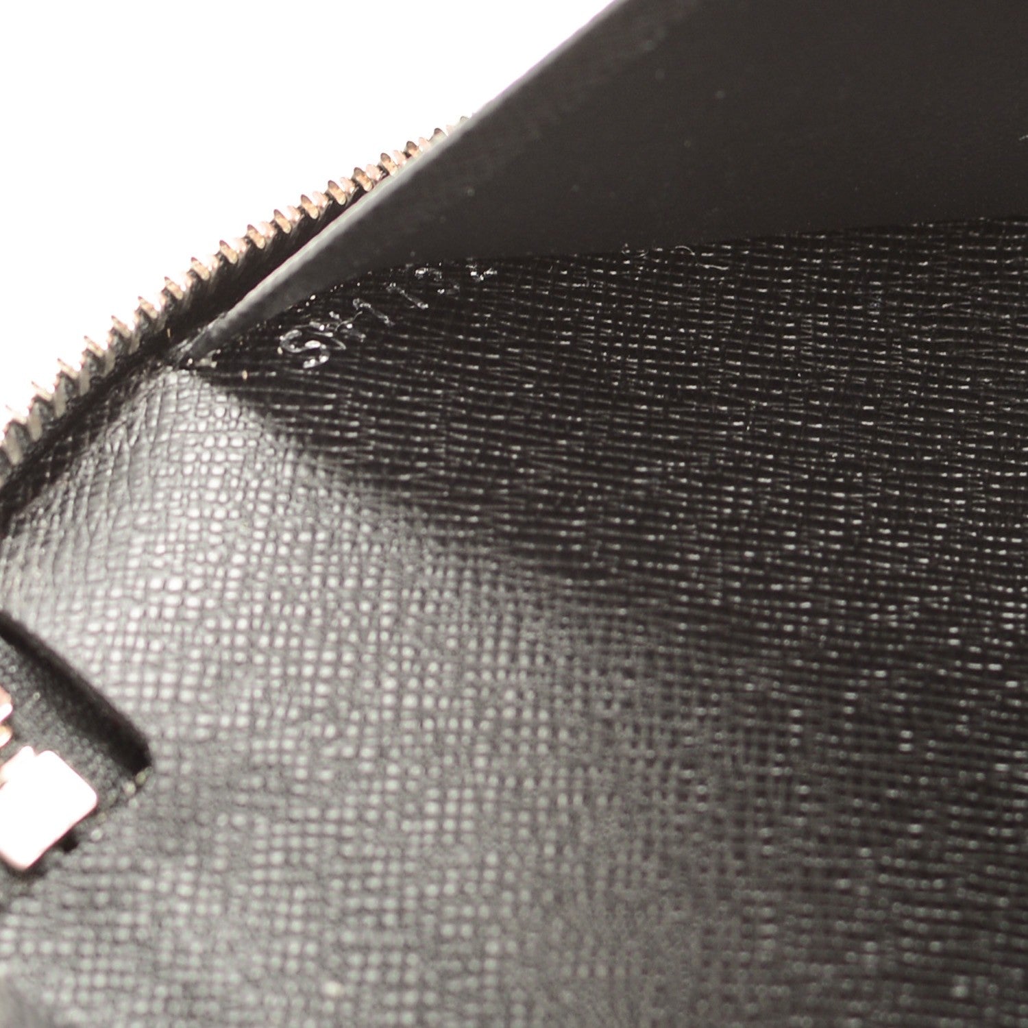Louis Vuitton Epi Zippy Organizer Wallet Black 8 of 8
