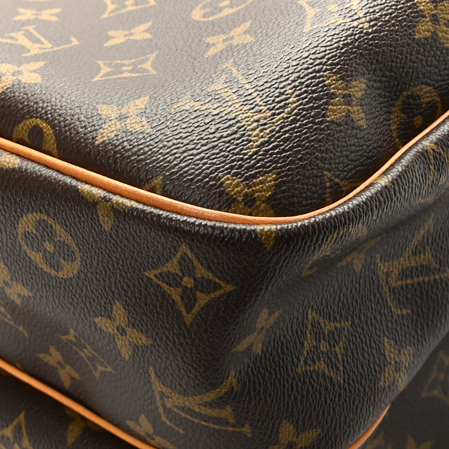 Louis Vuitton Monogram Alize 24 Heures Luggage 6 of 11