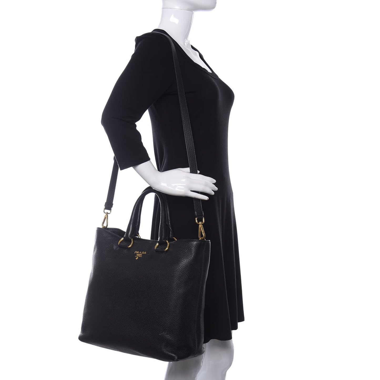Vitello Daino Shopping Tote Black