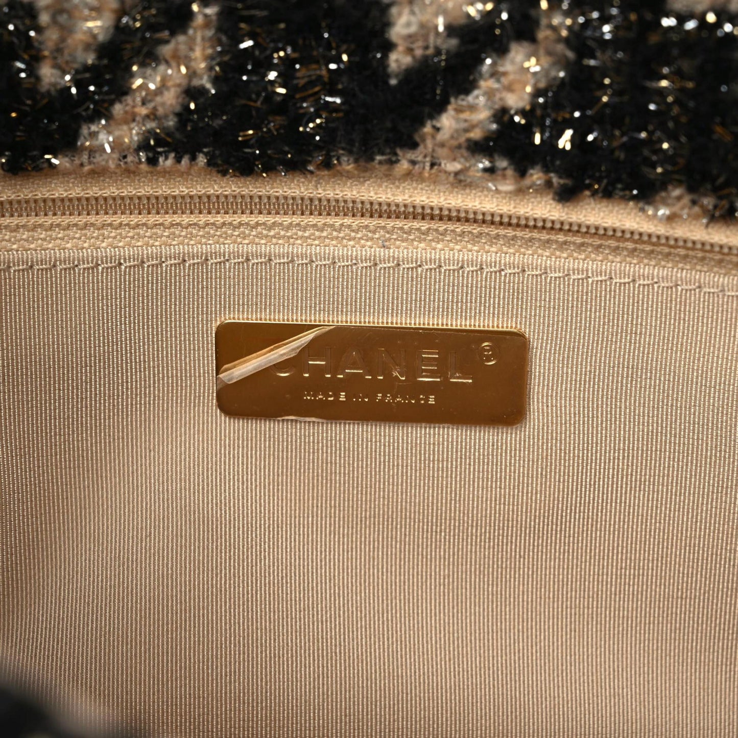 Tweed Large Chanel 19 Flap Beige Black