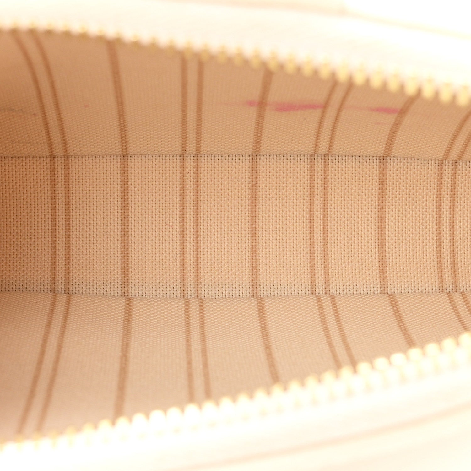 Louis Vuitton Empreinte Easy Pouch On Strap Cream 5 of 9