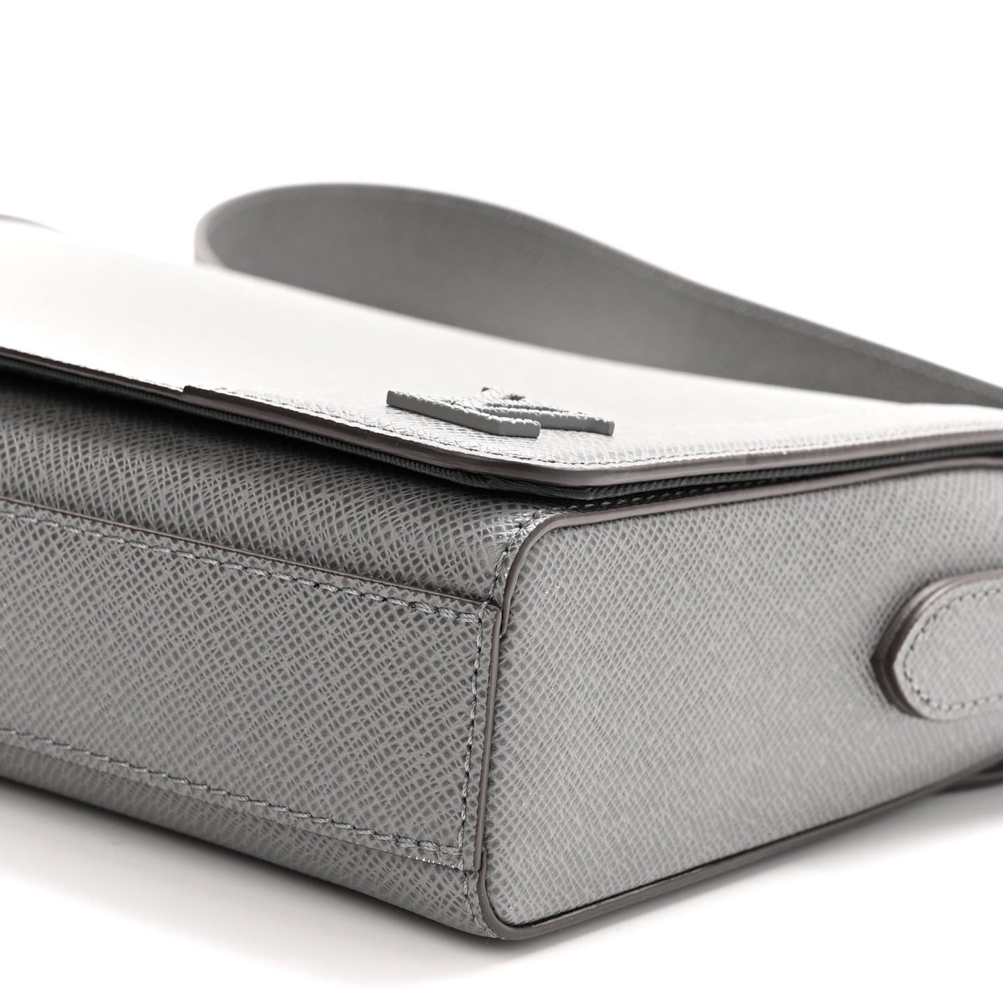 Taiga New Flap Messenger Gris