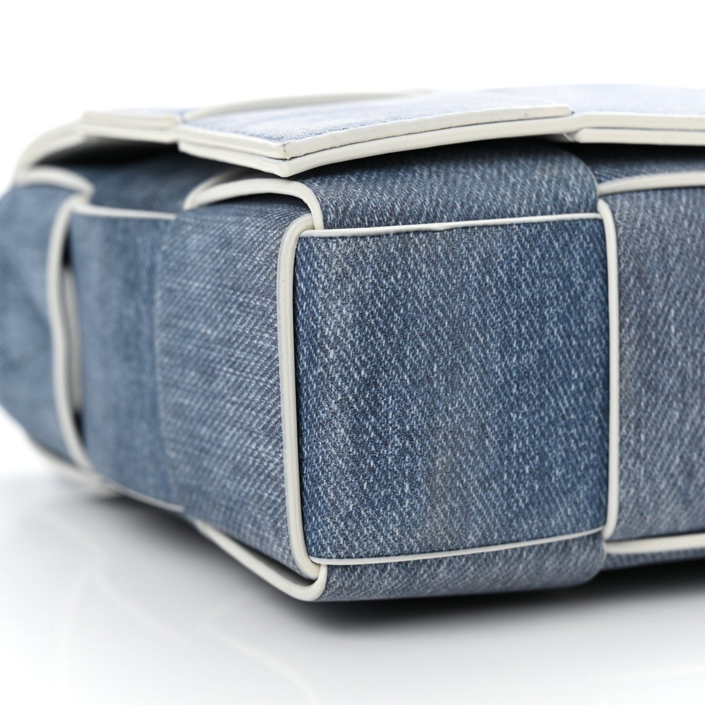 Calfskin Denim Print Maxi Intreccio Cassette Crossbody Bag Blue