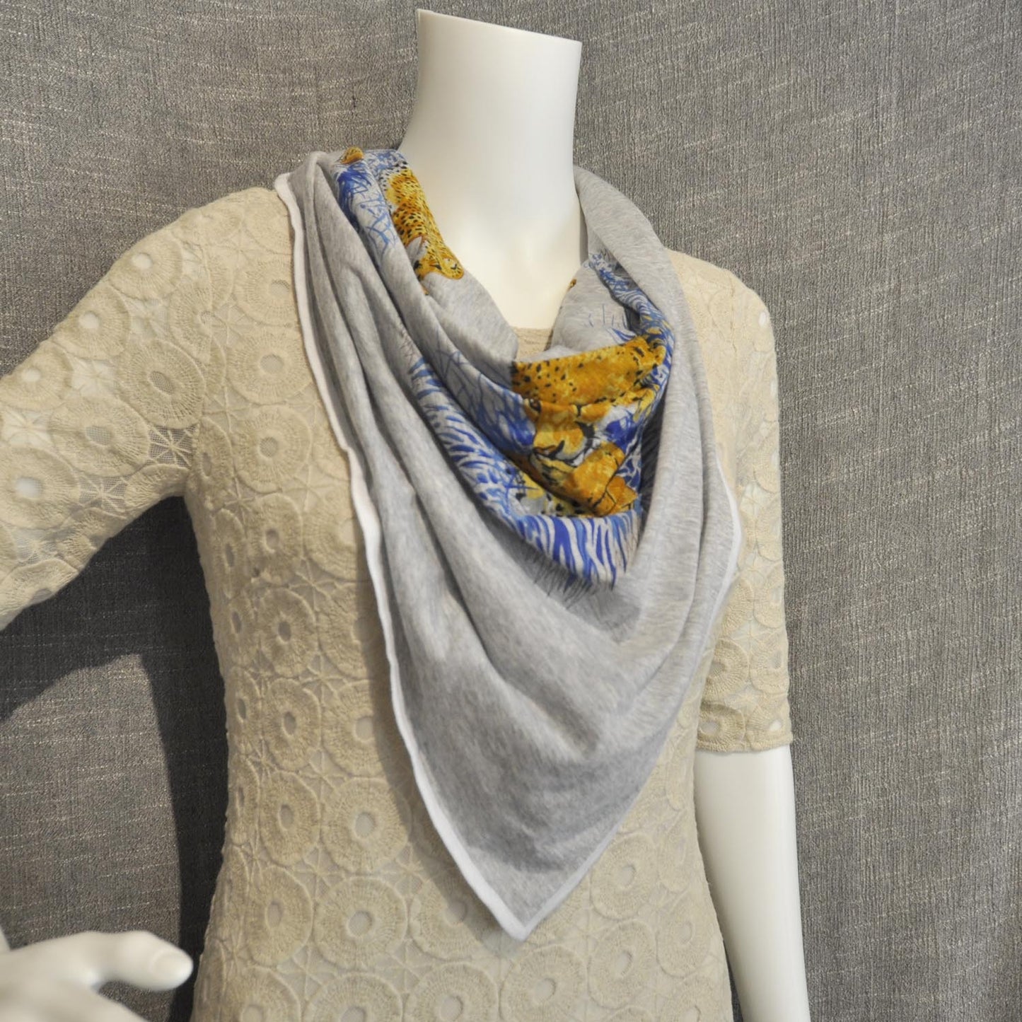 Cotton Guepards T-Shirt Scarf Gris