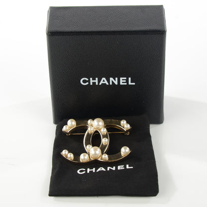 Chanel Pearl CC Brooch Gold 6 of 6