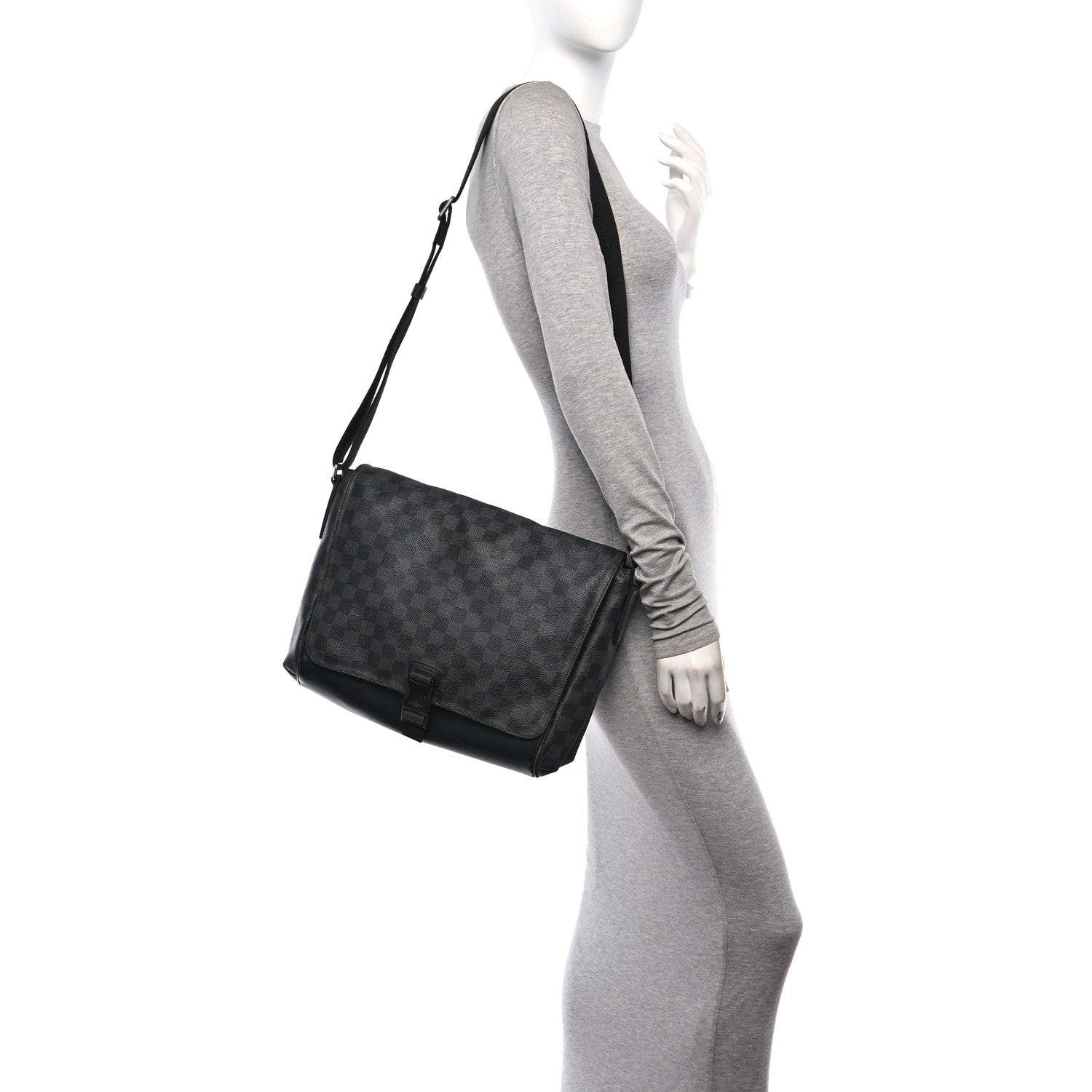 Louis Vuitton Damier Graphite Skyline Messenger PM 2 of 12