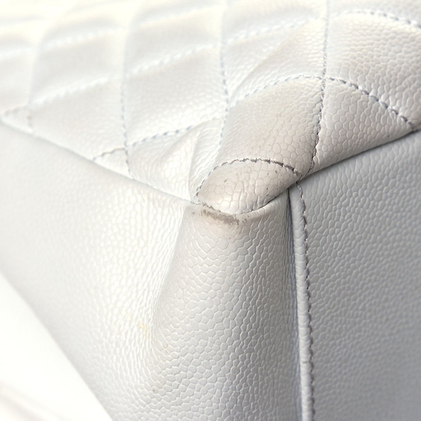 Caviar Quilted Grand Shopping Tote GST White