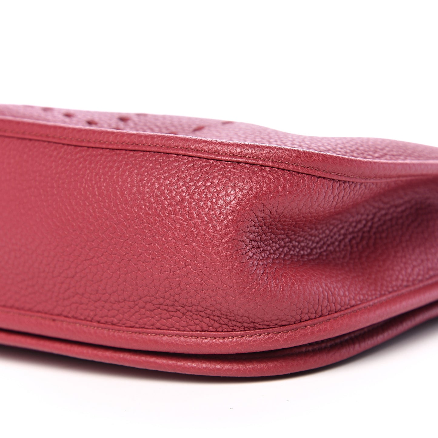 Taurillon Clemence Evelyne III GM Rubis