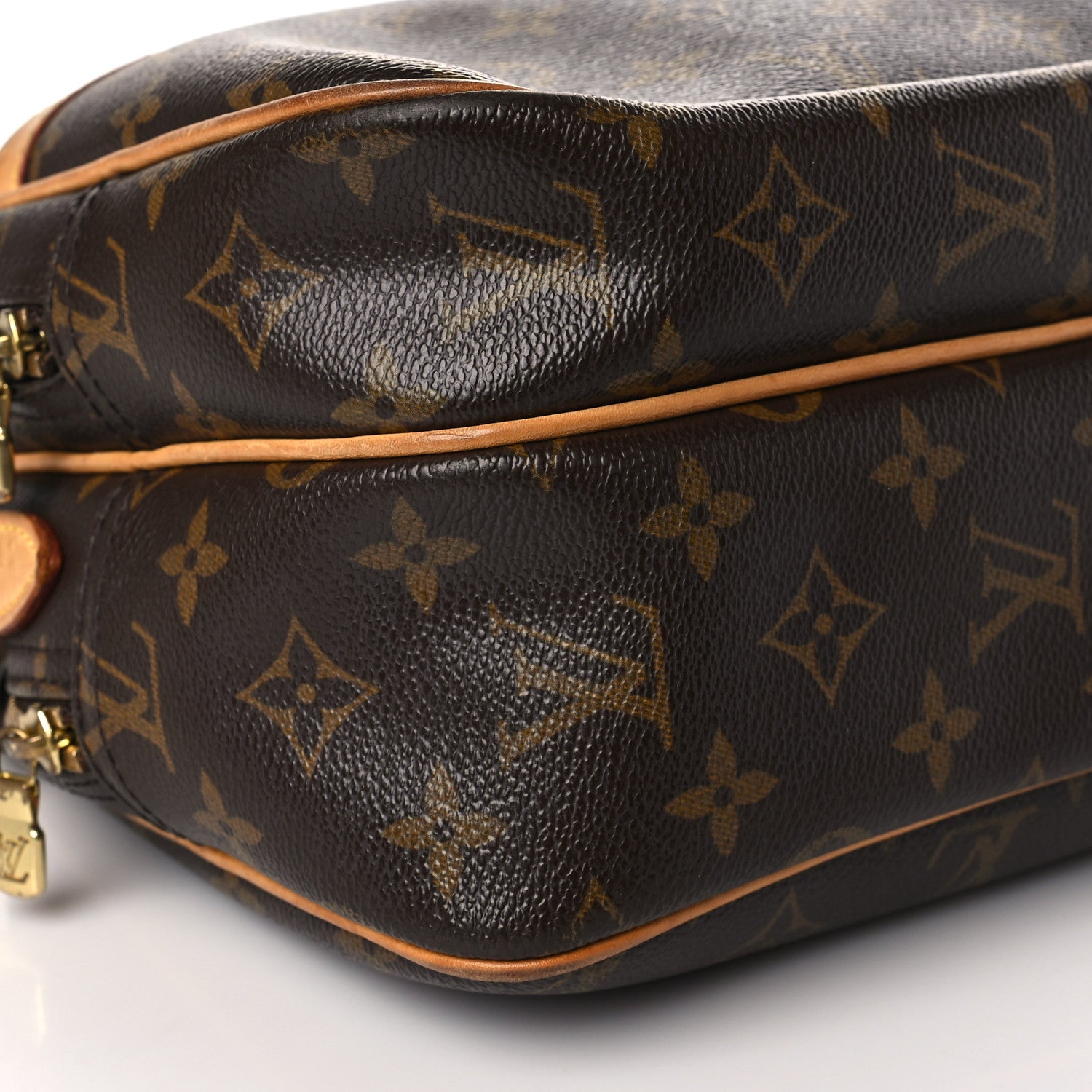 Louis Vuitton Monogram Reporter PM 8 of 10