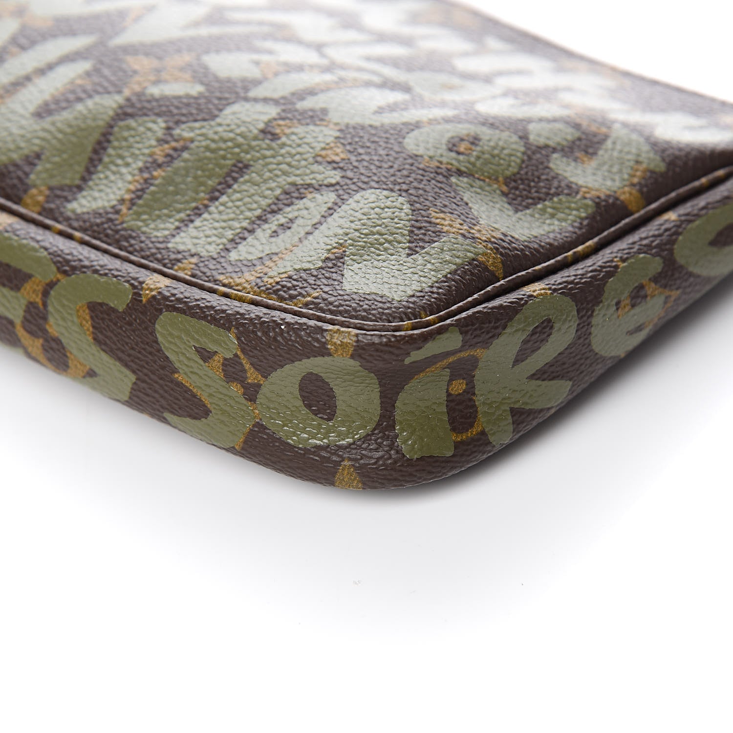 Louis Vuitton Monogram Graffiti Pochette Accessories Kaki 9 of 10