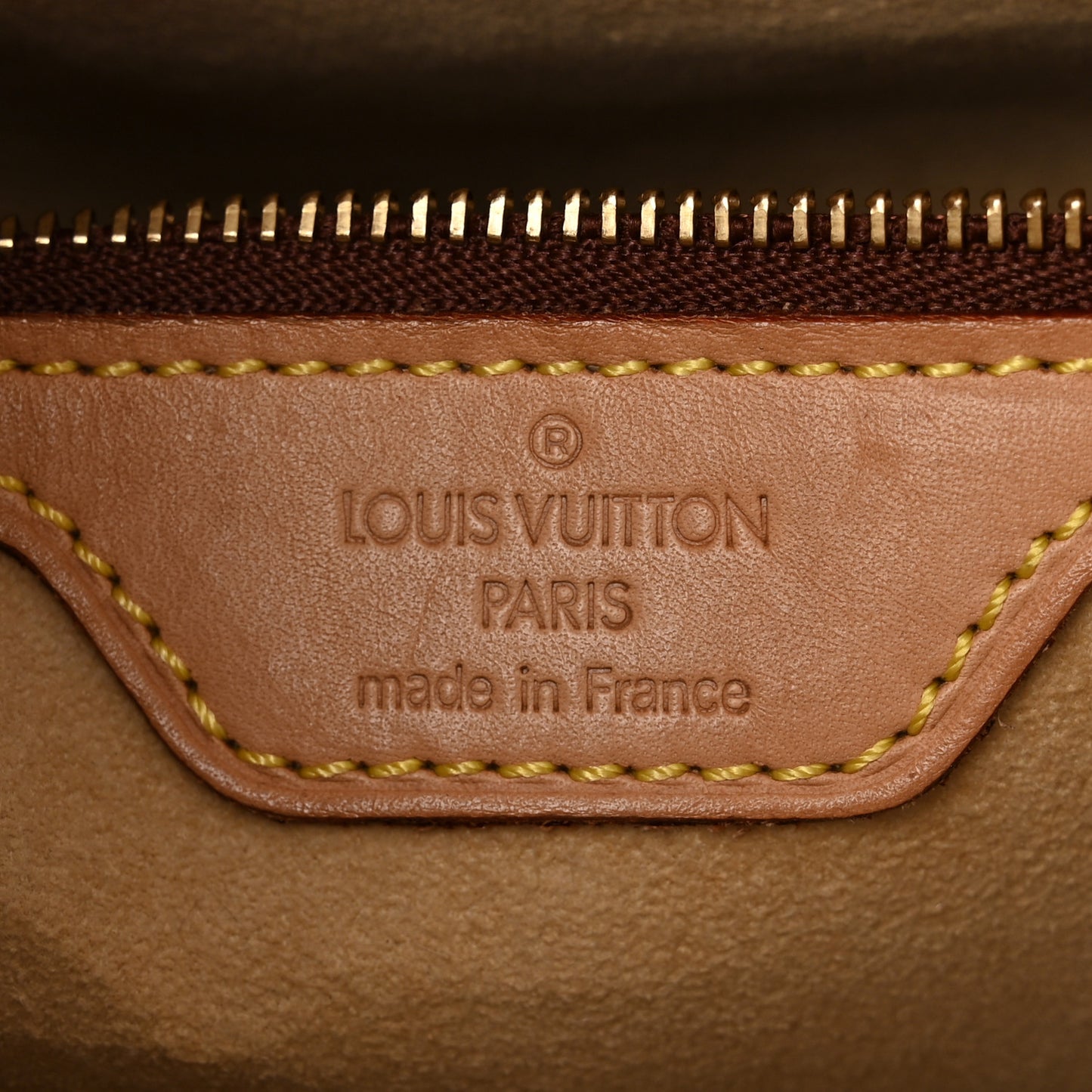 LOUIS VUITTON Monogram Looping GM