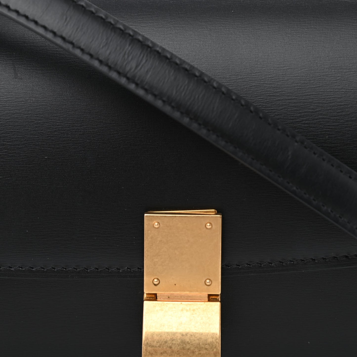 Box Calfskin Small Classic Box Flap Bag Black
