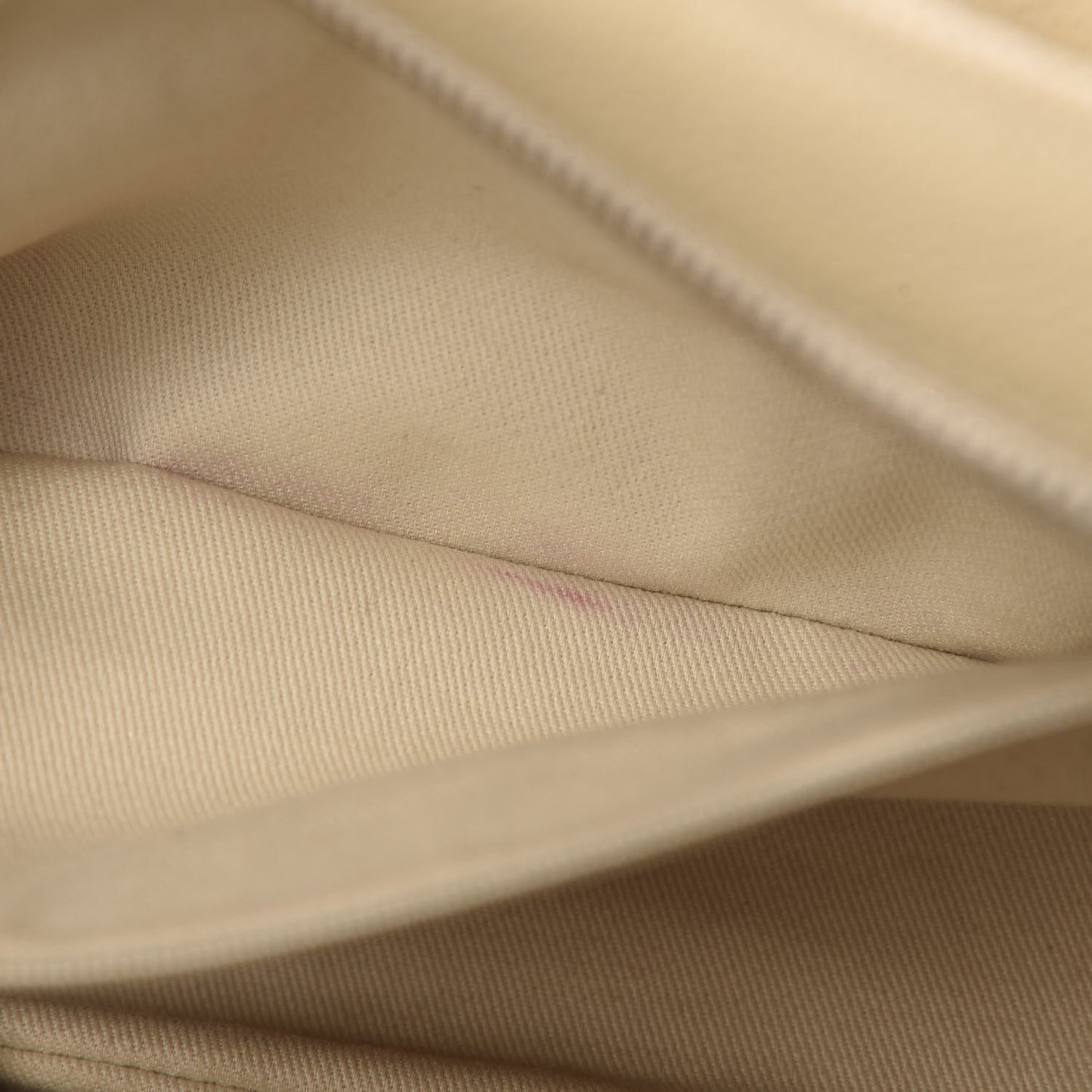 Caviar Quilted Jumbo Easy Flap Beige