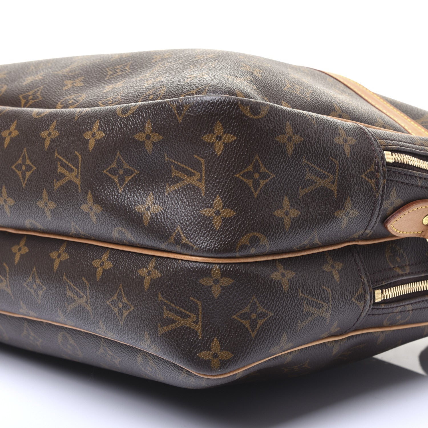 Louis Vuitton Monogram Reporter GM 7 of 13