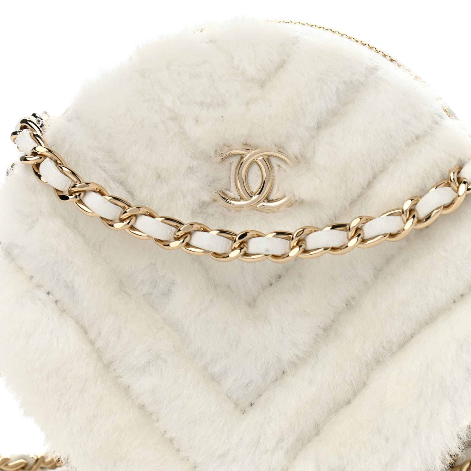 Chanel Fur Chevron Quilted Round Clutch With Chain White 8 of 11