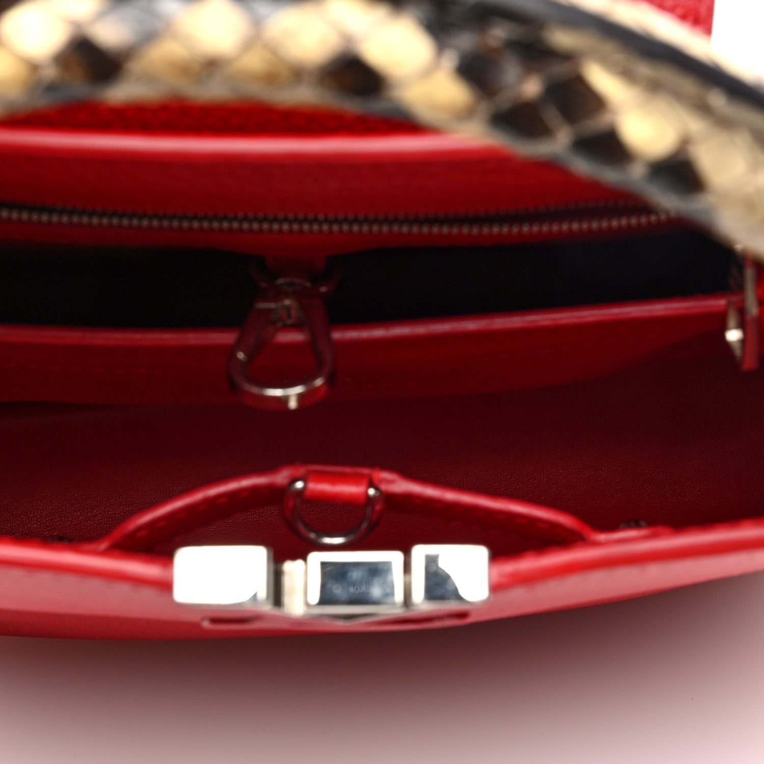 Louis Vuitton Taurillon Snakeskin Capucines BB Rubis 5 of 9