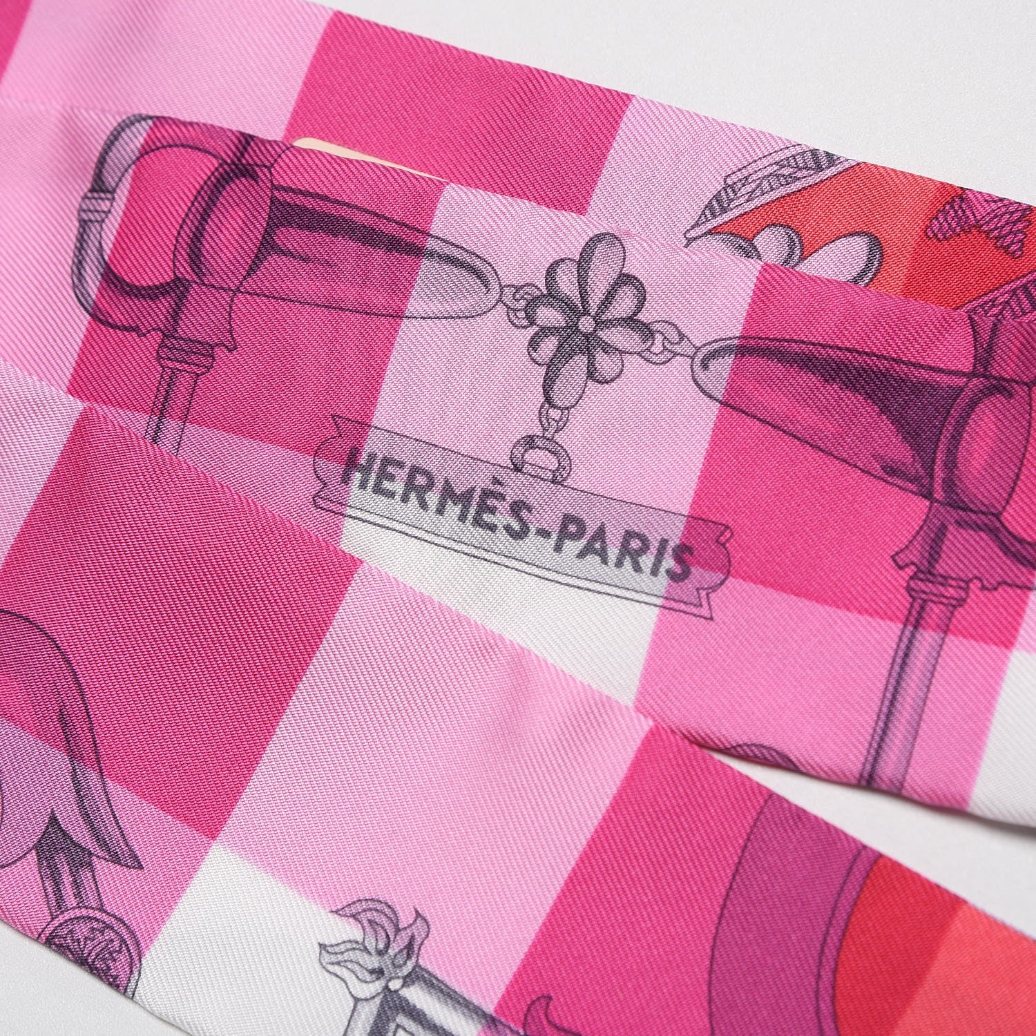 Hermes Silk Mors Et Gourmettes Vichy Twilly Rose Vif Framboise White 5 of 6