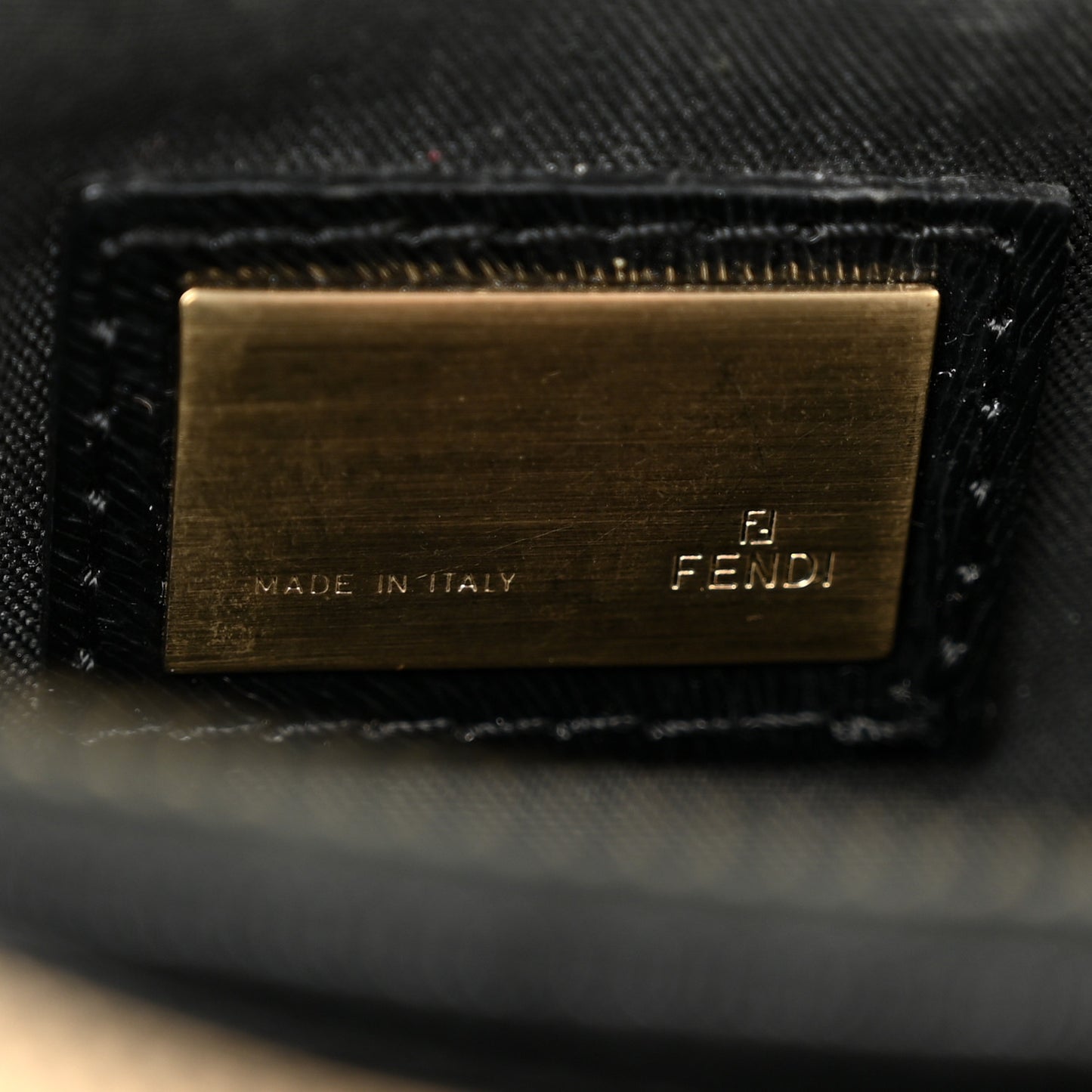 Zucca Shadow Shoulder Bag Black