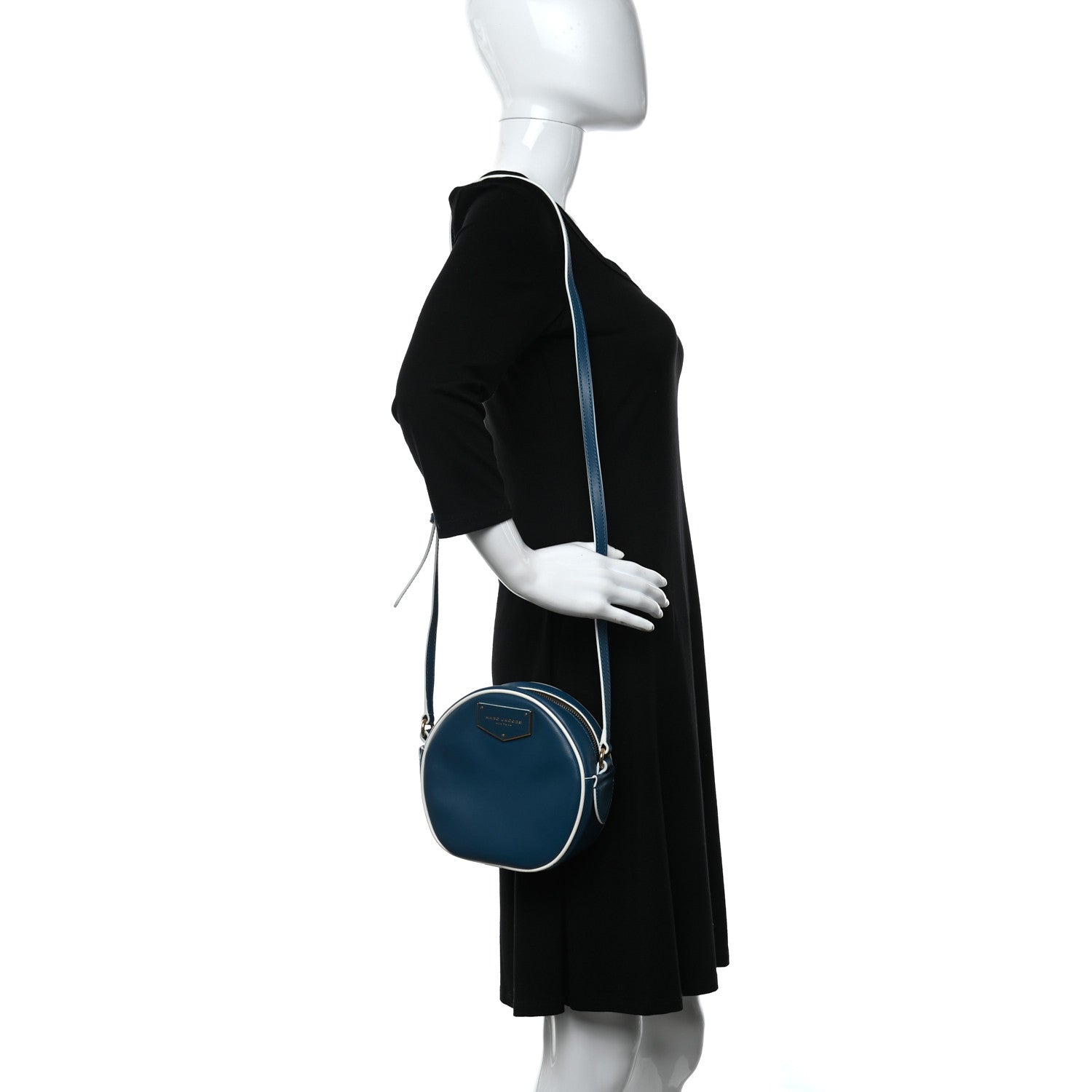 Marc Jacobs Calfskin Voyager Circle Crossbody Deep Teal 2 of 10