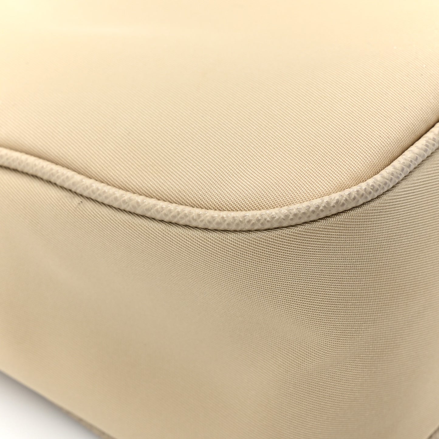 Nylon Re-Edition 2005 Shoulder Bag Cammeo
