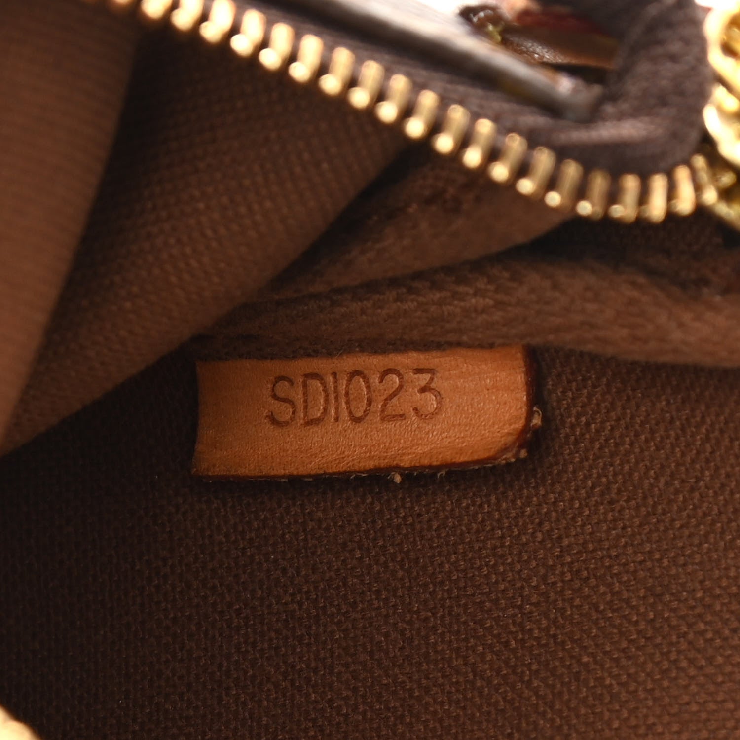 Louis Vuitton Monogram Pochette Accessories 7 of 13