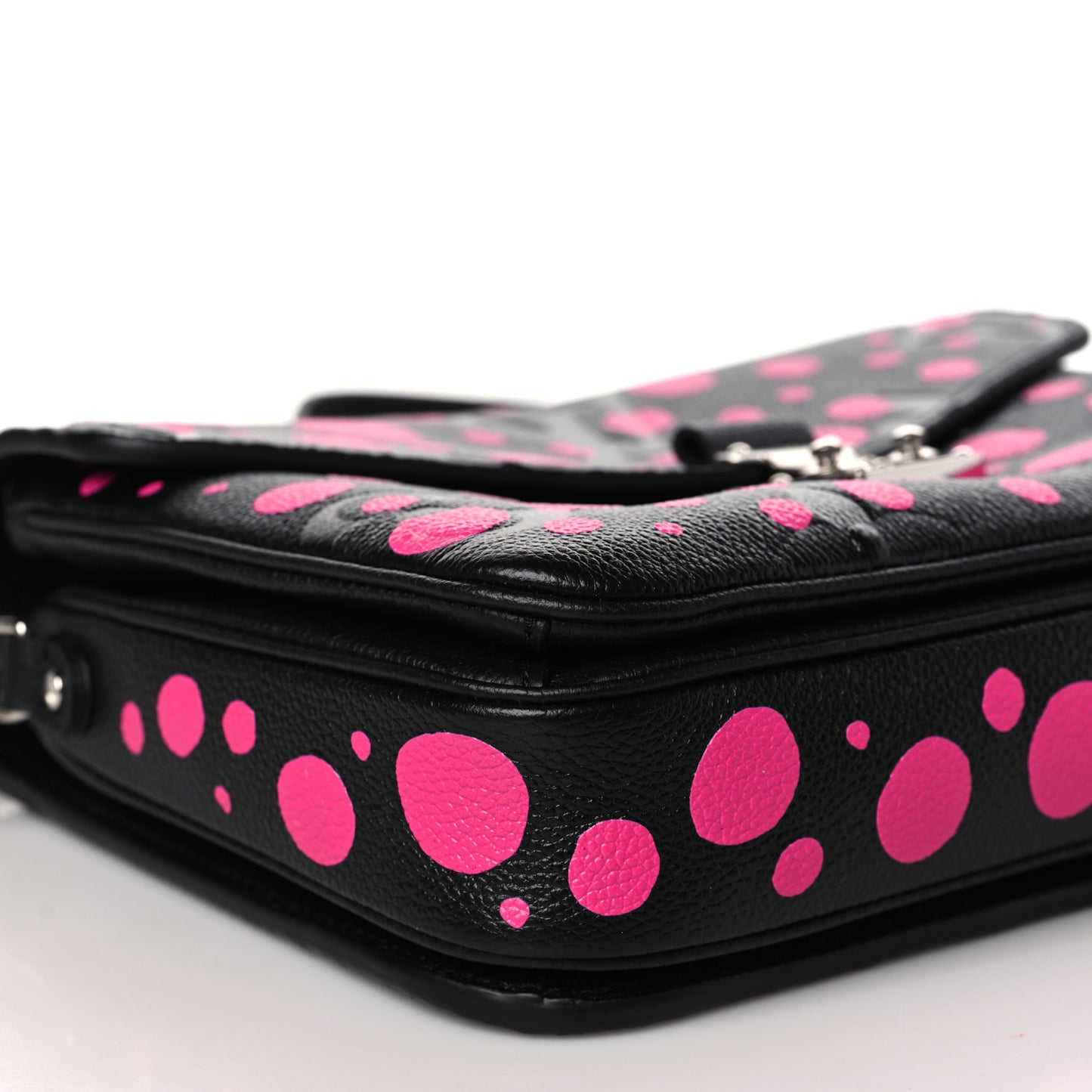 LV x YK Empreinte Monogram Giant Pochette Metis Black Fuchsia