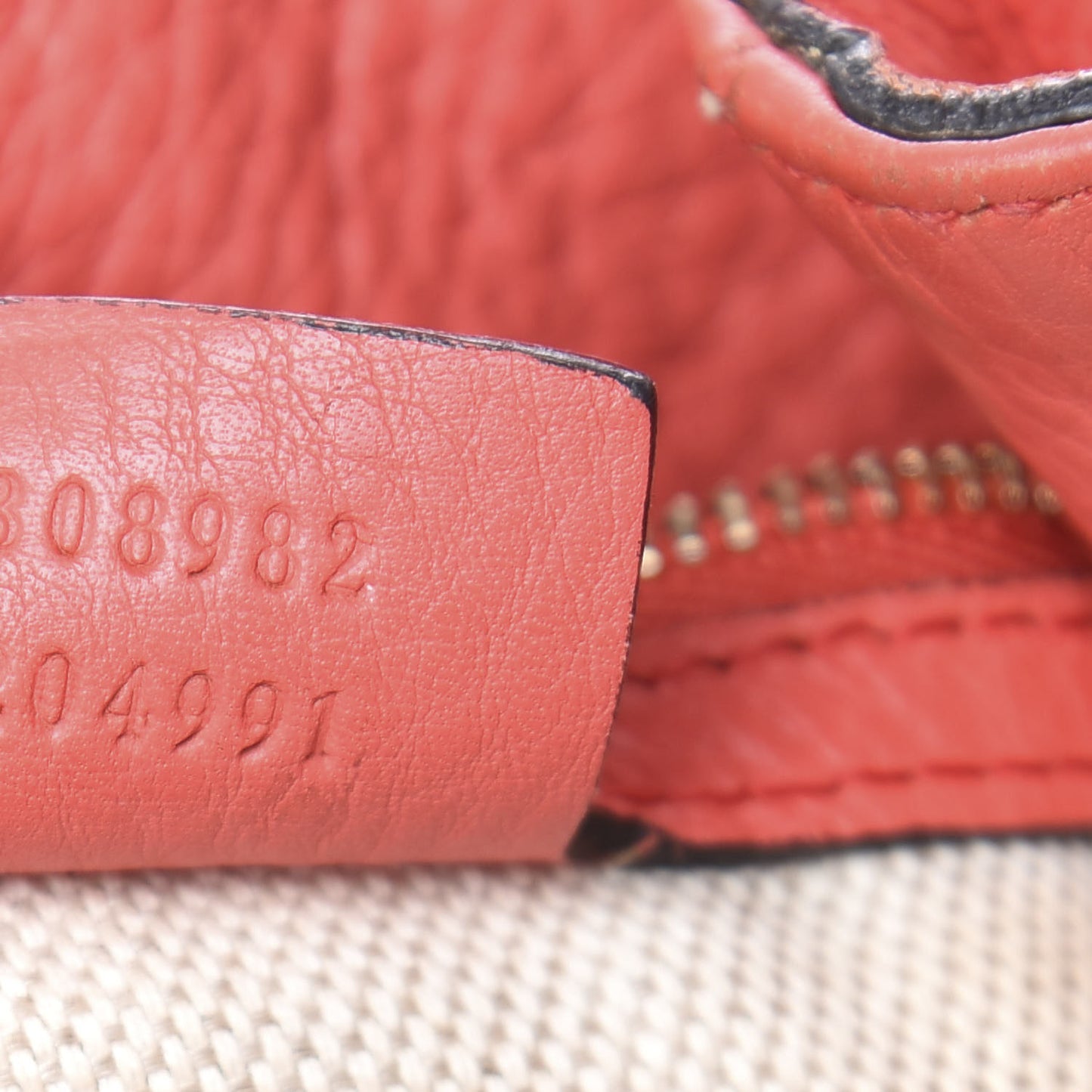 Pebbled Calfskin Medium Soho Chain Shoulder Bag Begonia Pink
