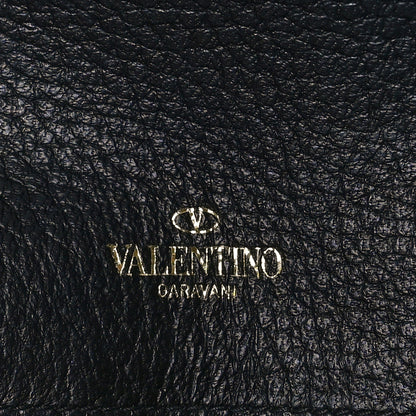 Valentino Garavani Metallic Pebbled Calfskin Rockstud Flap Wallet On chain Platino 5 of 10