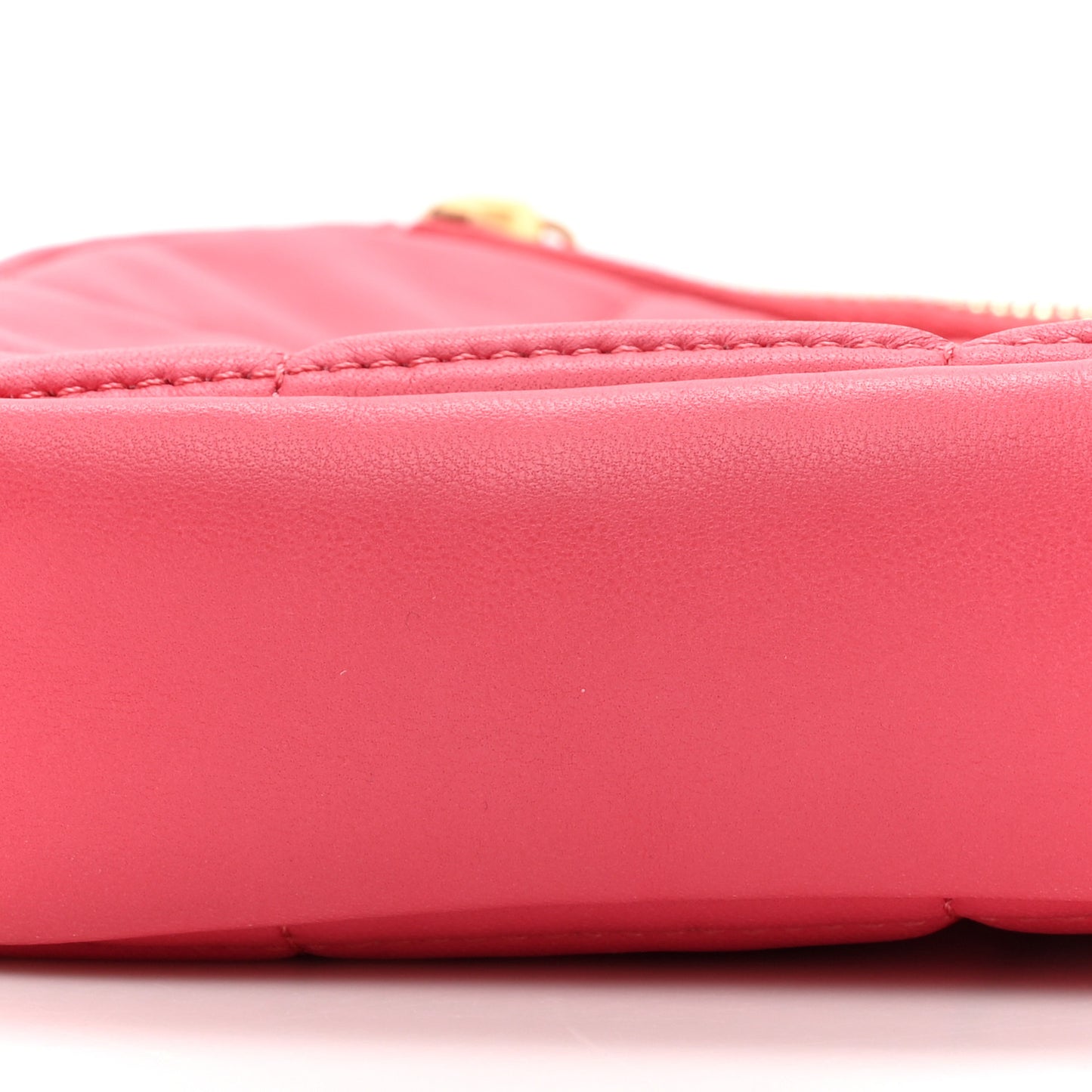 Lambskin Quilted Diamond Clutch With Chain Pink