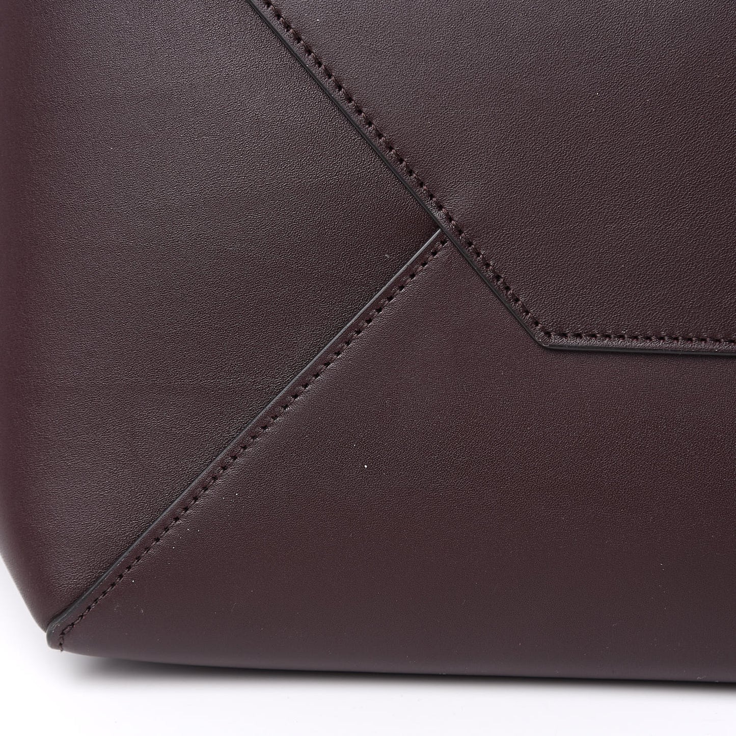 Smooth Calfskin Small Tassel Cabas Phantom Burgundy