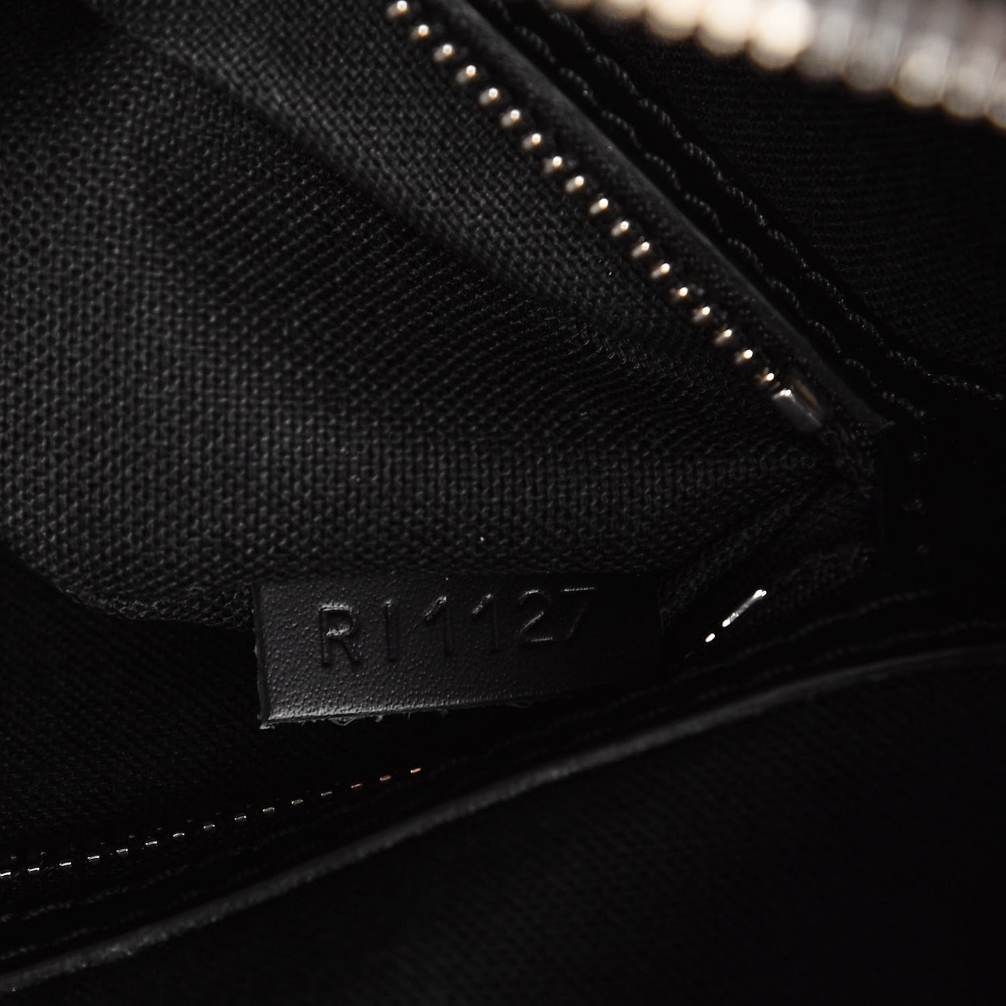 Damier Graphite Porte-Documents Voyage GM